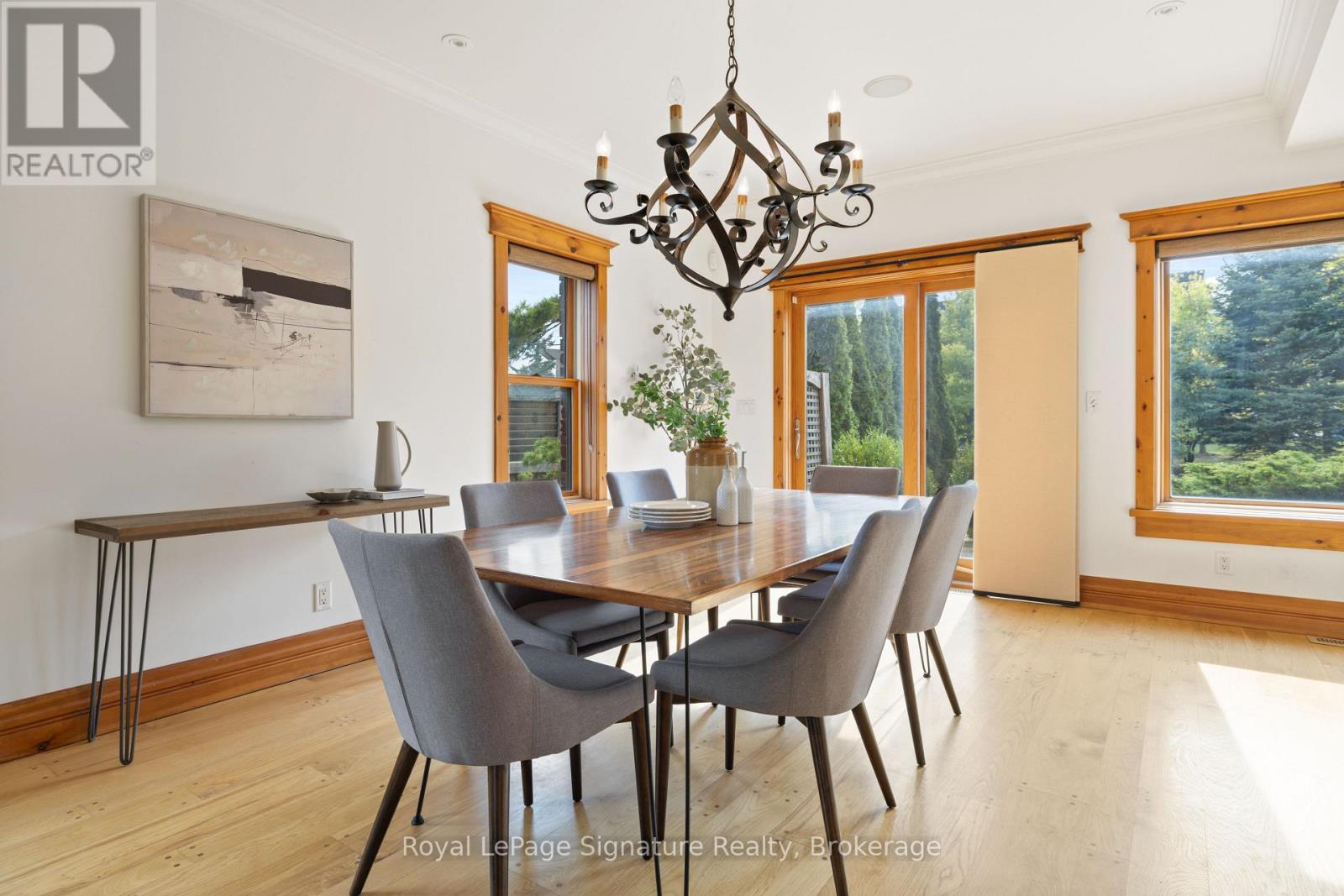 161 Snowbridge Way, Blue Mountains, Ontario  L9Y 0V1 - Photo 12 - X12590446