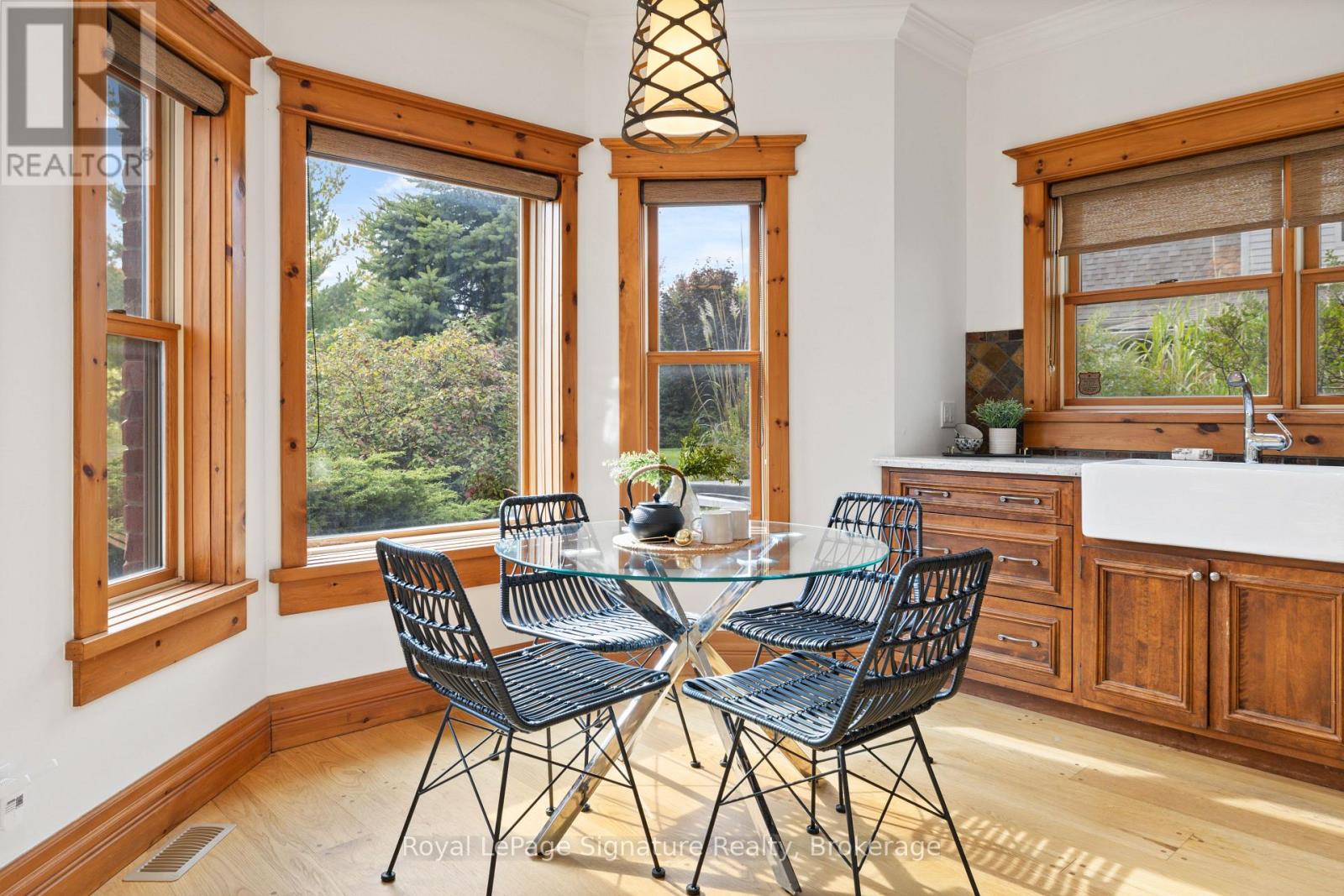 161 Snowbridge Way, Blue Mountains, Ontario  L9Y 0V1 - Photo 16 - X12590446