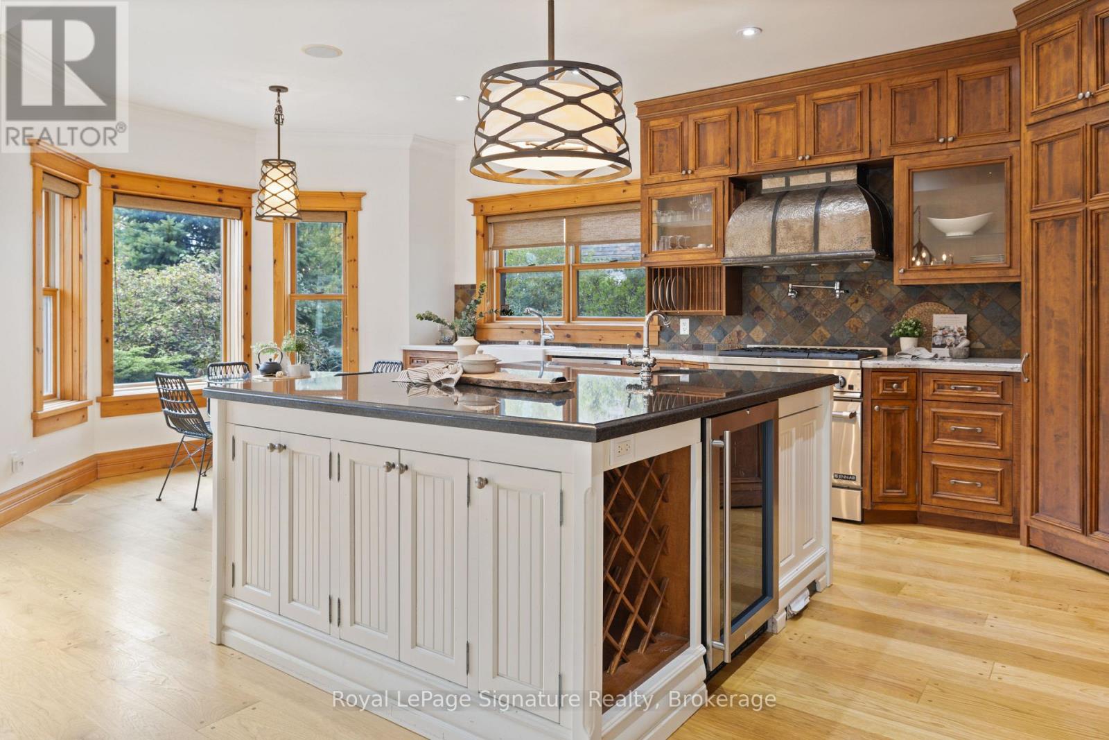 161 Snowbridge Way, Blue Mountains, Ontario  L9Y 0V1 - Photo 22 - X12590446