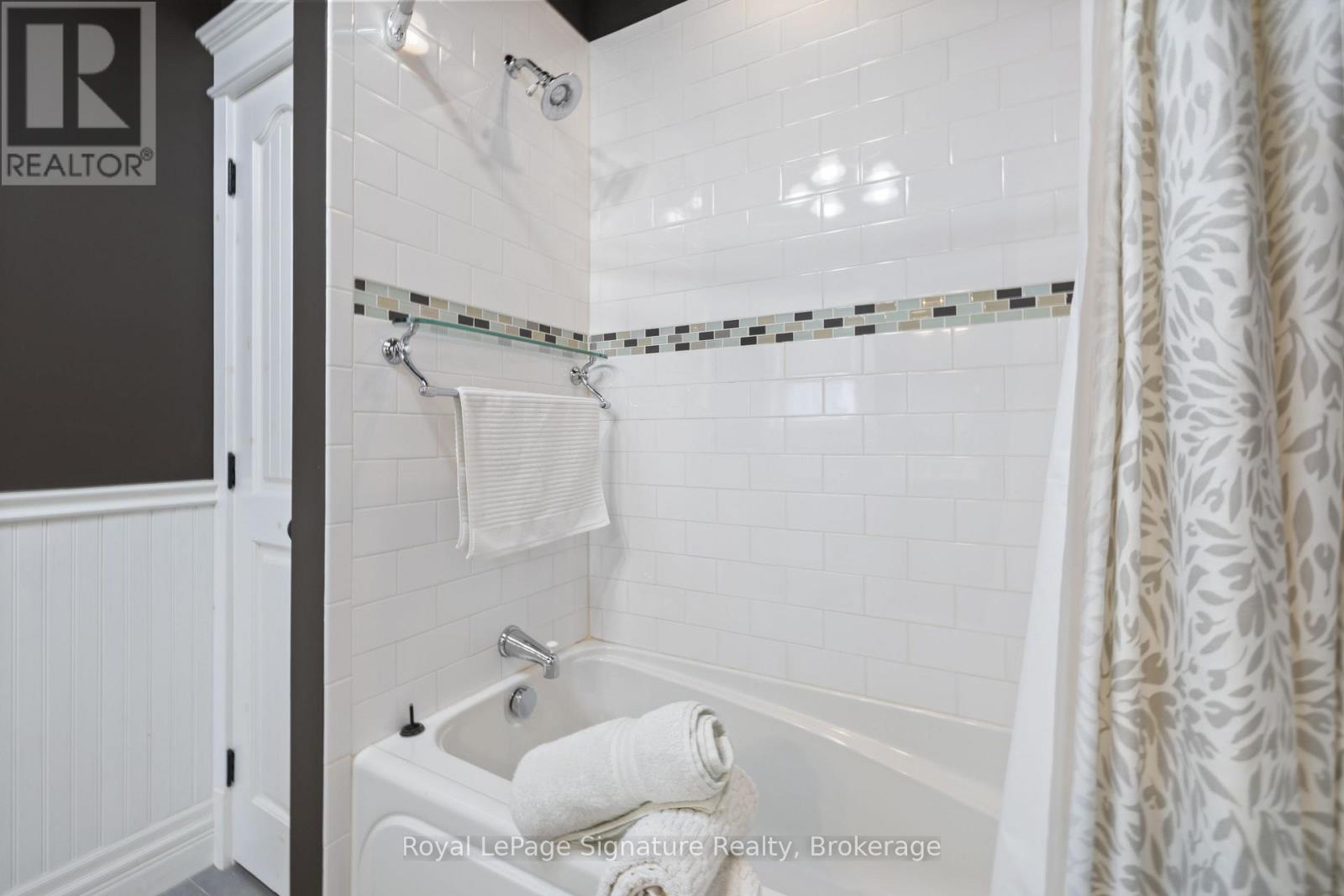 161 Snowbridge Way, Blue Mountains, Ontario  L9Y 0V1 - Photo 32 - X12590446