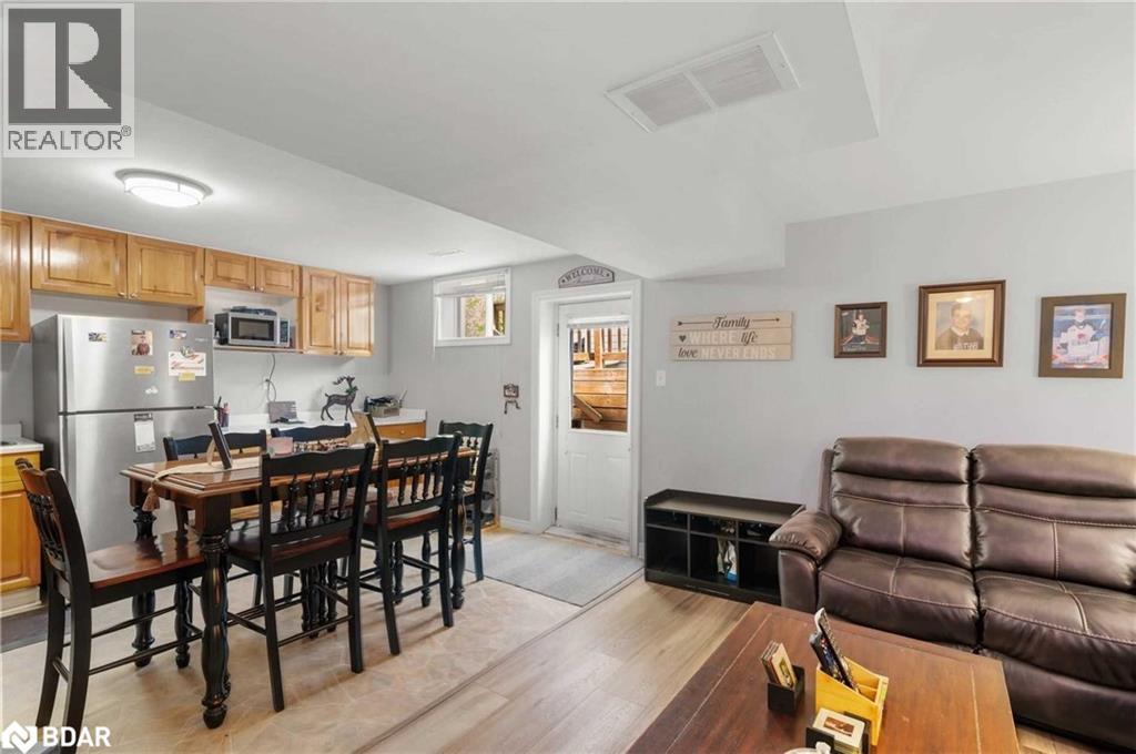 4 Alice Avenue, Keswick, Ontario  L4P 3C8 - Photo 23 - 40791405