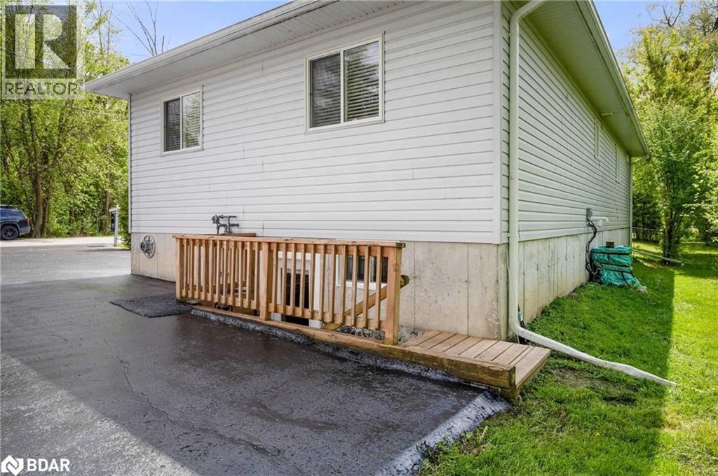 4 Alice Avenue, Keswick, Ontario  L4P 3C8 - Photo 37 - 40791405