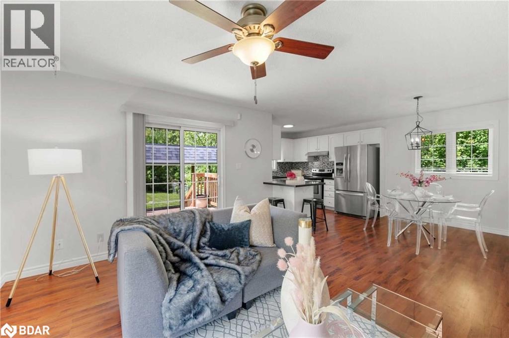 4 Alice Avenue, Keswick, Ontario  L4P 3C8 - Photo 8 - 40791405