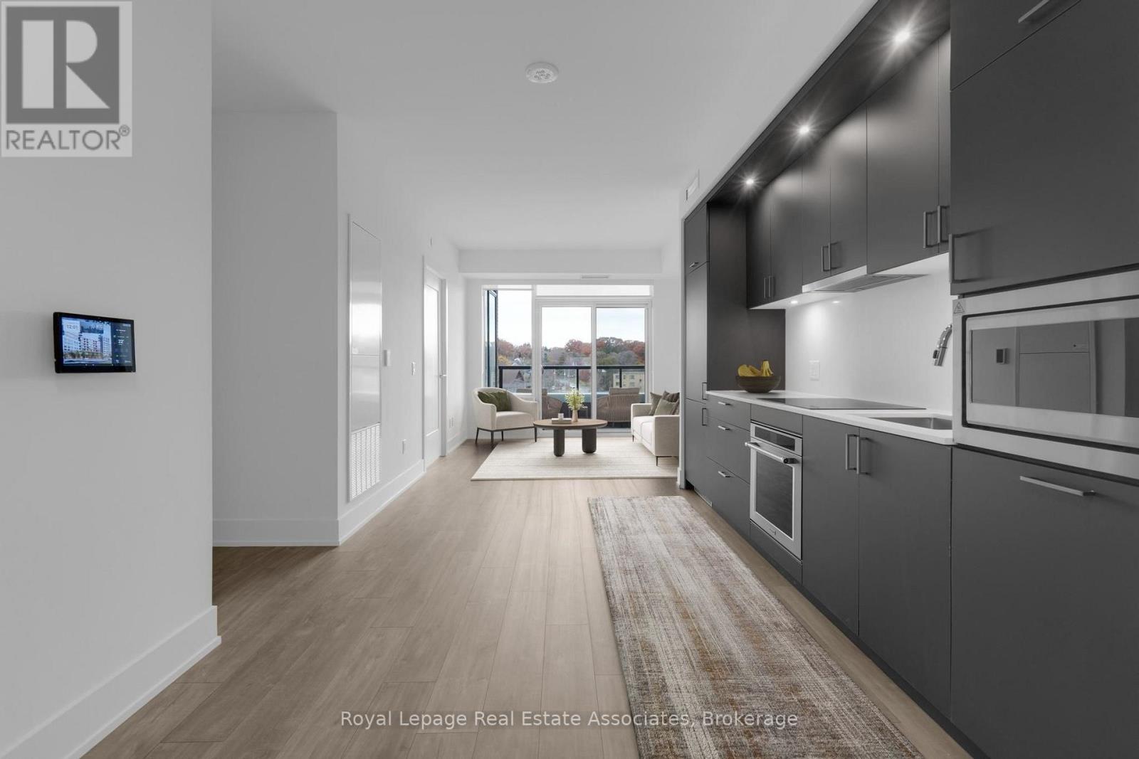 616 - 259 THE KINGSWAY, Toronto, Ontario