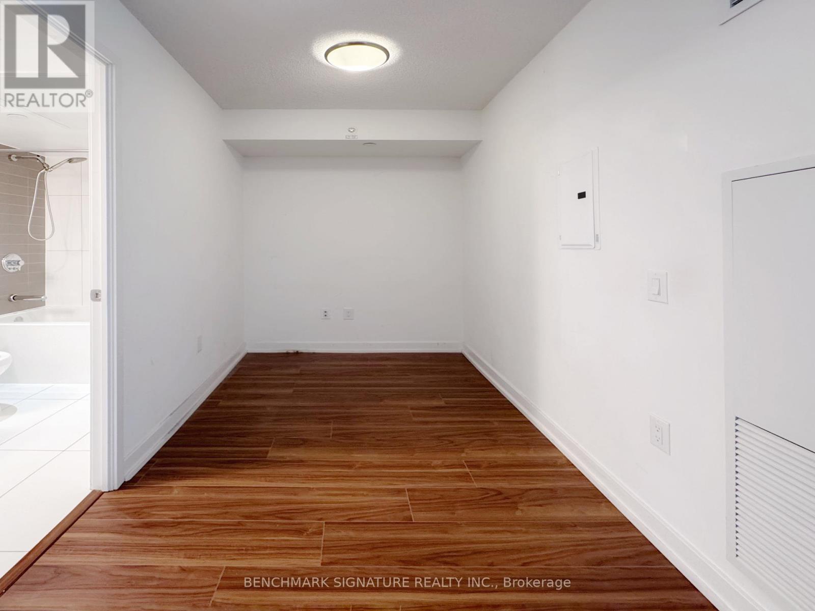 306 - 75 Queens Wharf Road, Toronto (Waterfront Communities), Ontario  M5V 0J8 - Photo 6 - C12579290