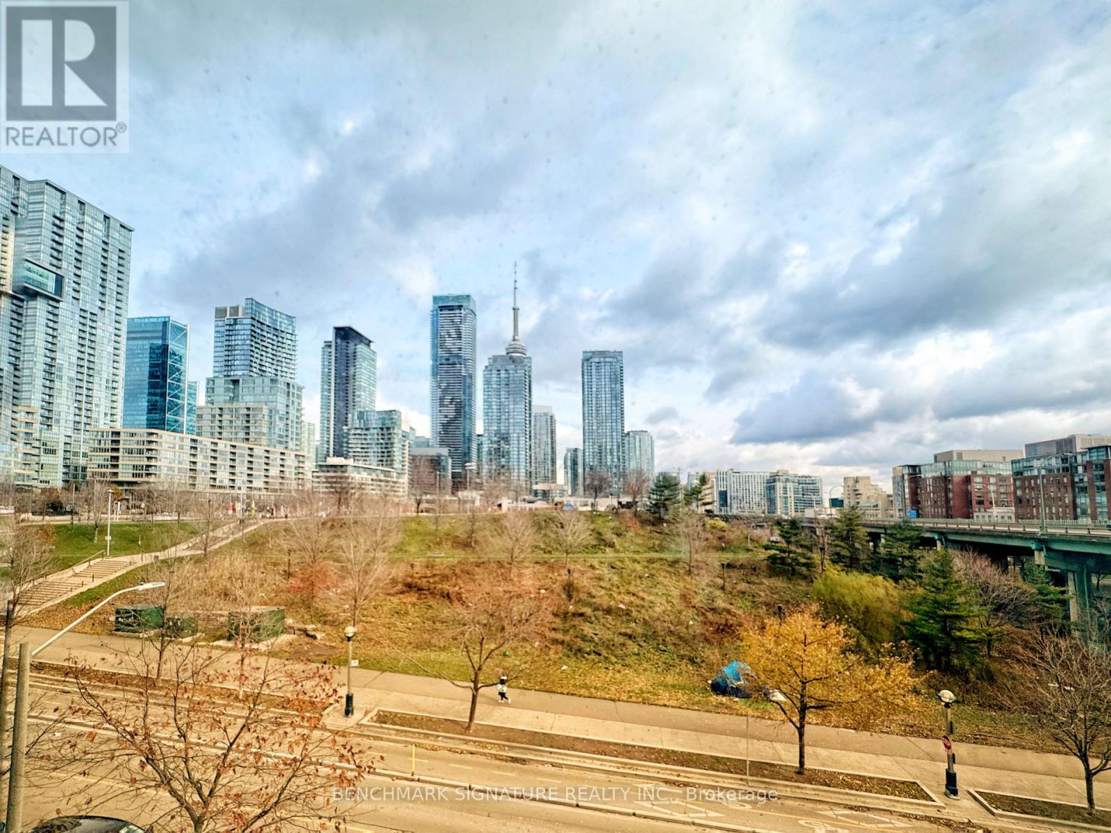 306 - 75 Queens Wharf Road, Toronto (Waterfront Communities), Ontario  M5V 0J8 - Photo 8 - C12579290