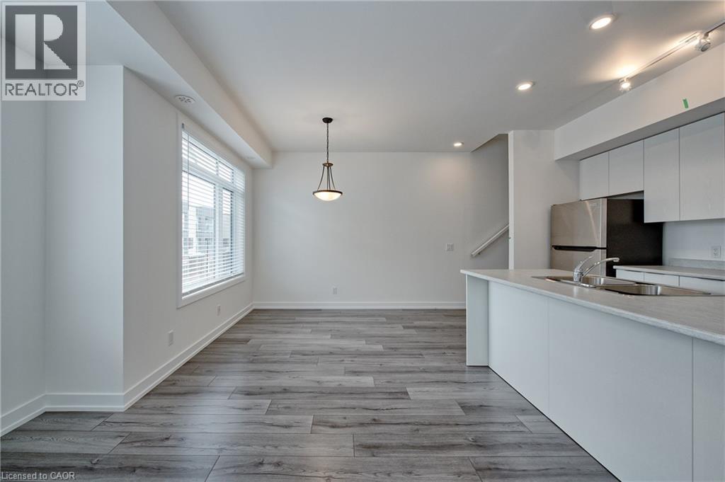 3058 Sixth Line Unit# 316, Oakville, Ontario  L6M 1P8 - Photo 5 - 40791509