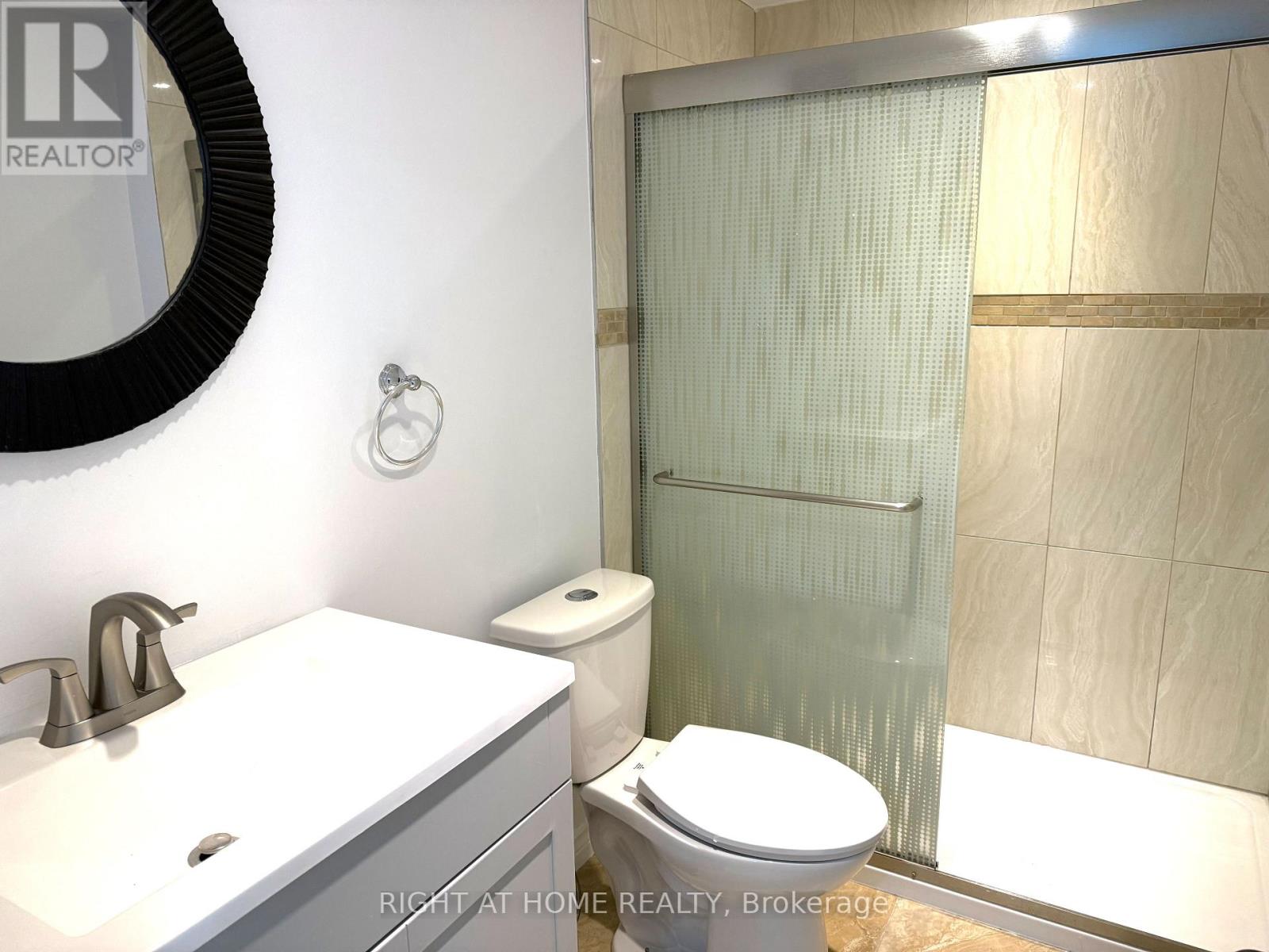 3016 Collista Court, Mississauga, Ontario  L5N 4V1 - Photo 20 - W12589388