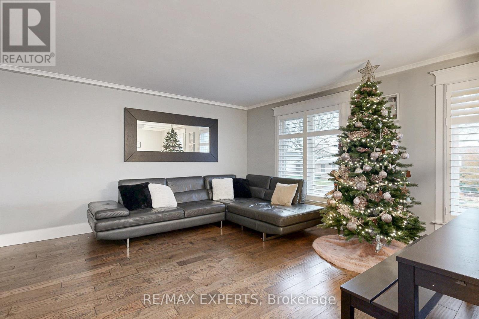 4323 Forsyth Boulevard, Burlington, Ontario L7L 2M2 - Photo 15 - W12589164