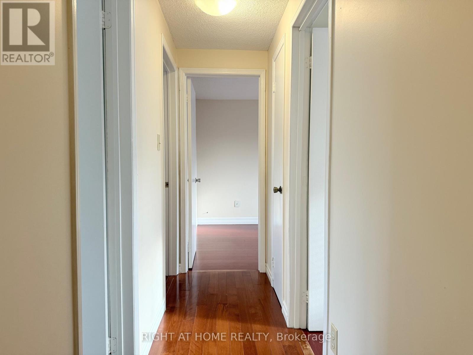 3016 Collista Court, Mississauga, Ontario  L5N 4V1 - Photo 14 - W12589388