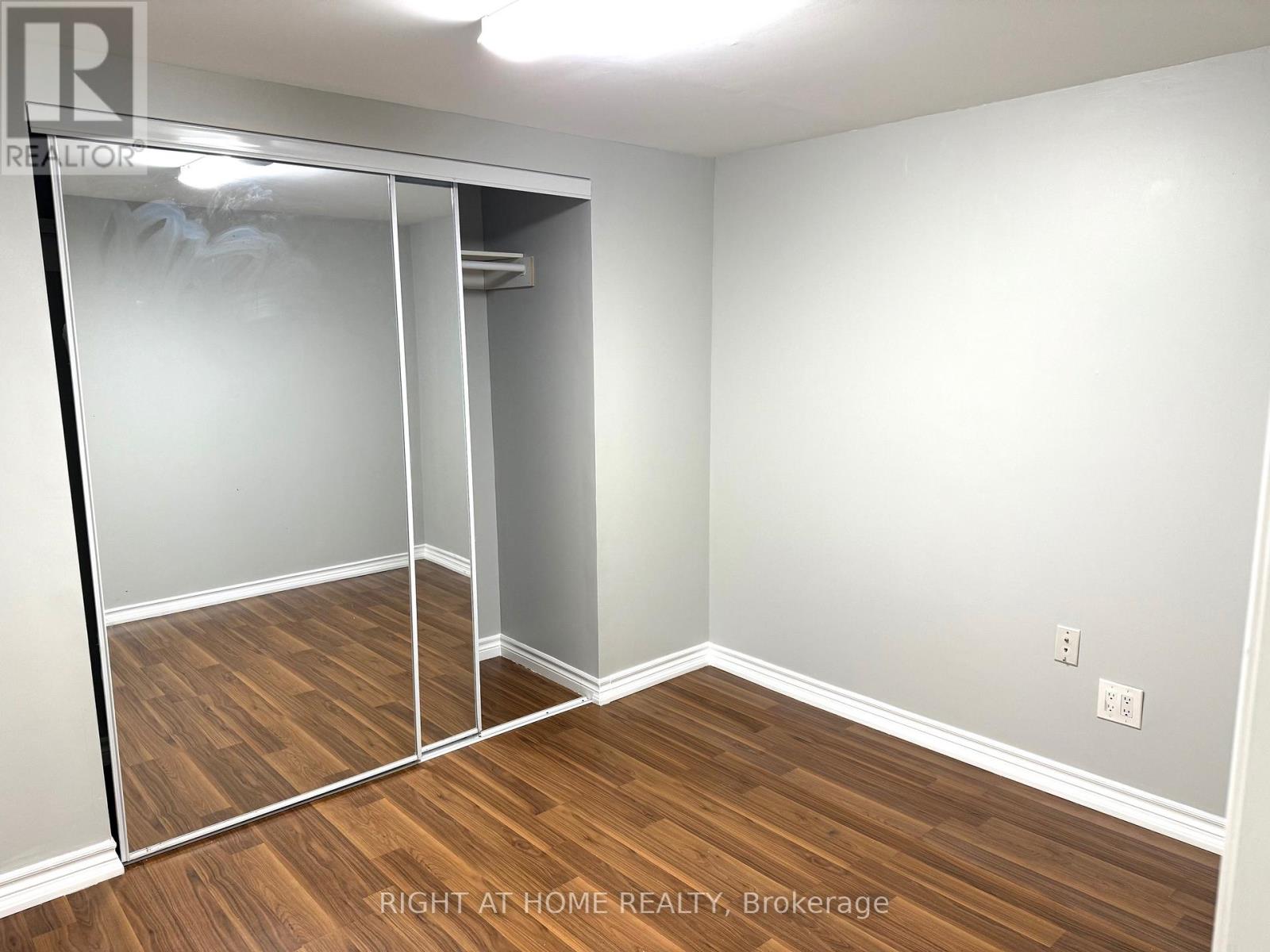 3016 Collista Court, Mississauga, Ontario  L5N 4V1 - Photo 19 - W12589388