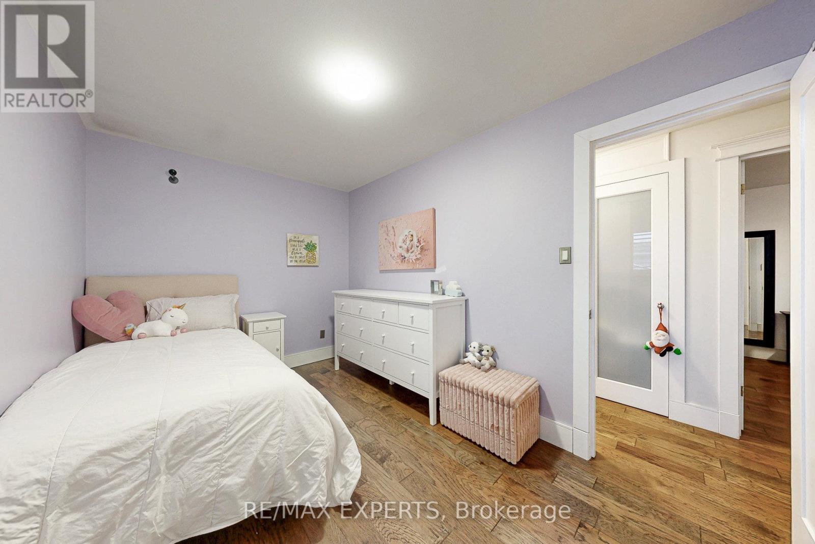 4323 Forsyth Boulevard, Burlington, Ontario L7L 2M2 - Photo 21 - W12589164