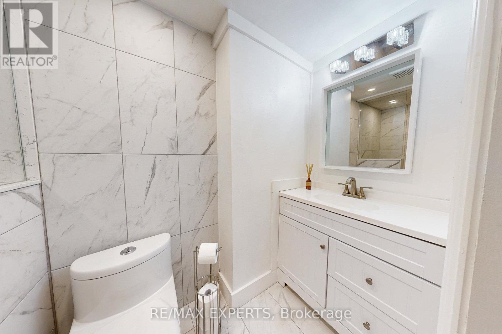 4323 Forsyth Boulevard, Burlington, Ontario L7L 2M2 - Photo 39 - W12589164