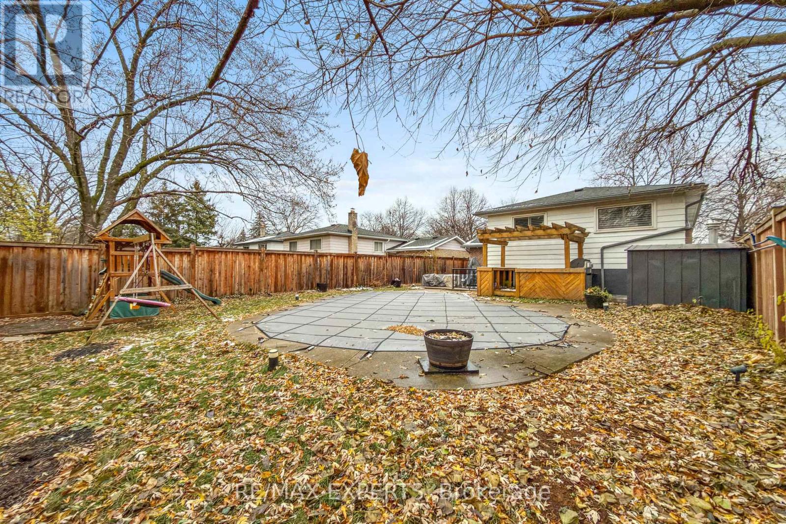 4323 Forsyth Boulevard, Burlington, Ontario L7L 2M2 - Photo 46 - W12589164