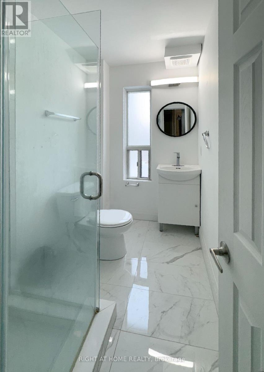 2nd Floor - 77 Northcote Avenue, Toronto, Ontario  M6J 3K2 - Photo 6 - C12590272