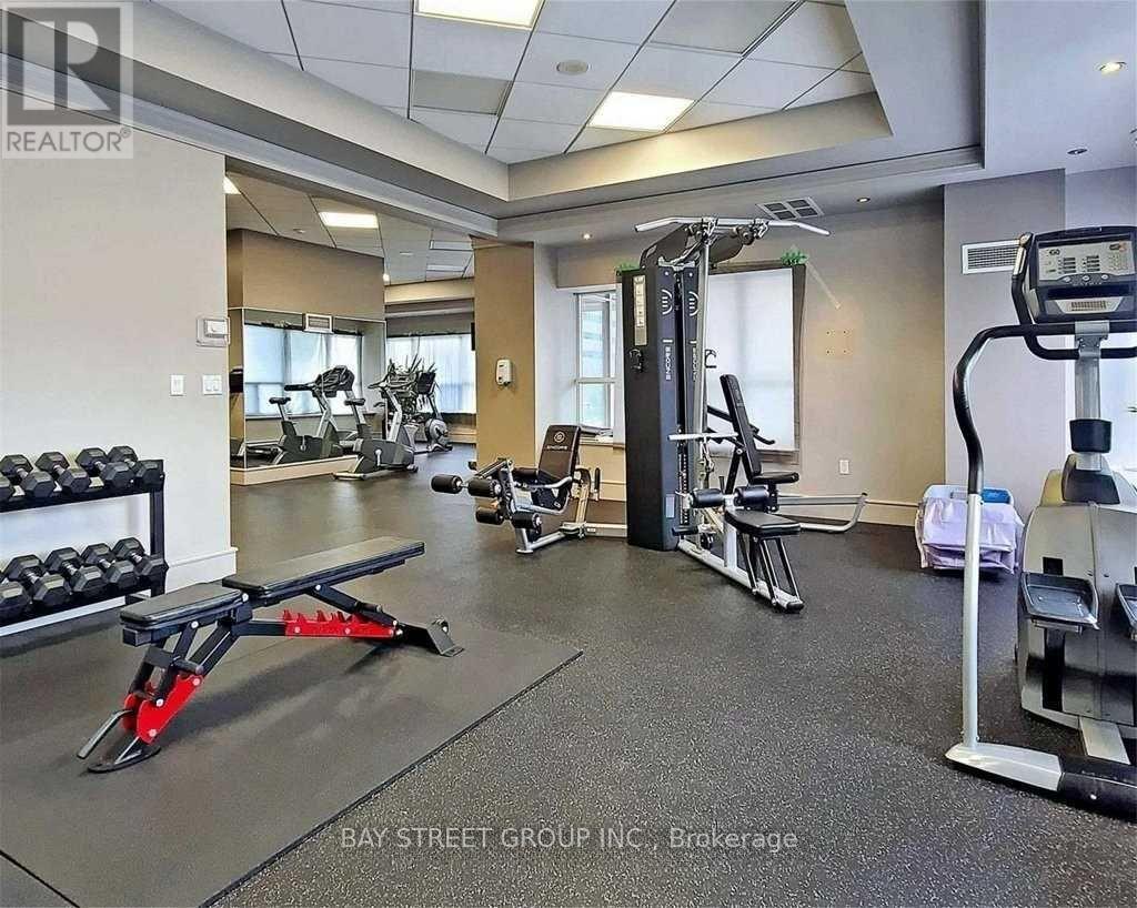 1805 - 909 Bay Street, Toronto, Ontario  M5S 3G2 - Photo 11 - C12590504