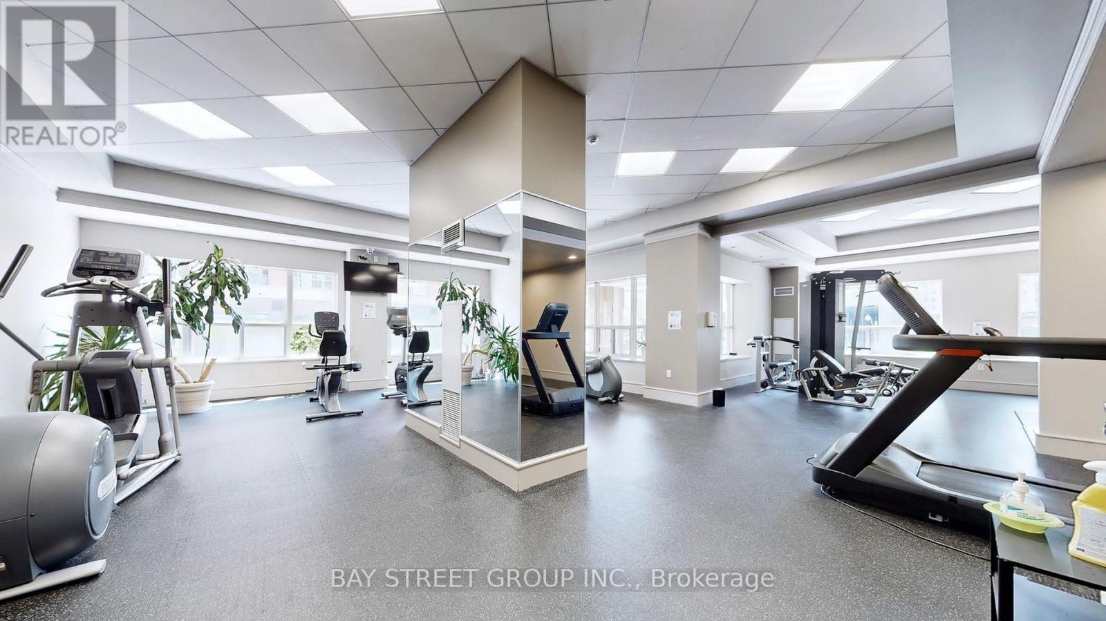 1805 - 909 Bay Street, Toronto, Ontario  M5S 3G2 - Photo 9 - C12590504