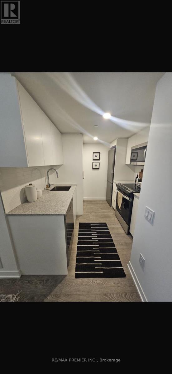 325 - 500 WILSON AVENUE, Toronto, Ontario