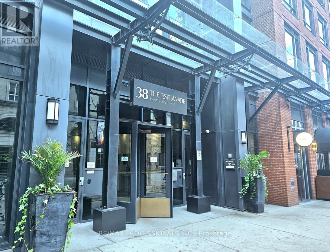 1208 - 38 The Esplanade, Toronto (Waterfront Communities), Ontario  M5E 1A5 - Photo 3 - C12590544