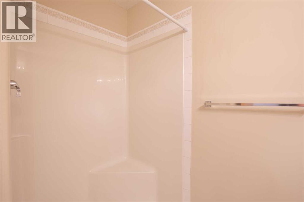 83 Doherty Close, Red Deer, Alberta  T4R 3G1 - Photo 22 - A2271158