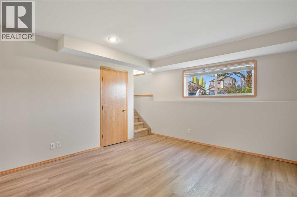 83 Doherty Close, Red Deer, Alberta  T4R 3G1 - Photo 16 - A2271158