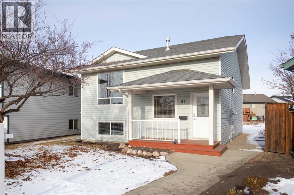 83 Doherty Close, Red Deer, Alberta  T4R 3G1 - Photo 1 - A2271158