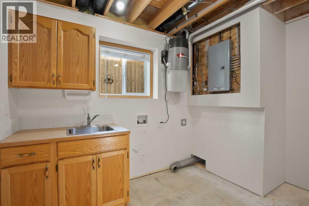 83 Doherty Close, Red Deer, Alberta  T4R 3G1 - Photo 23 - A2271158