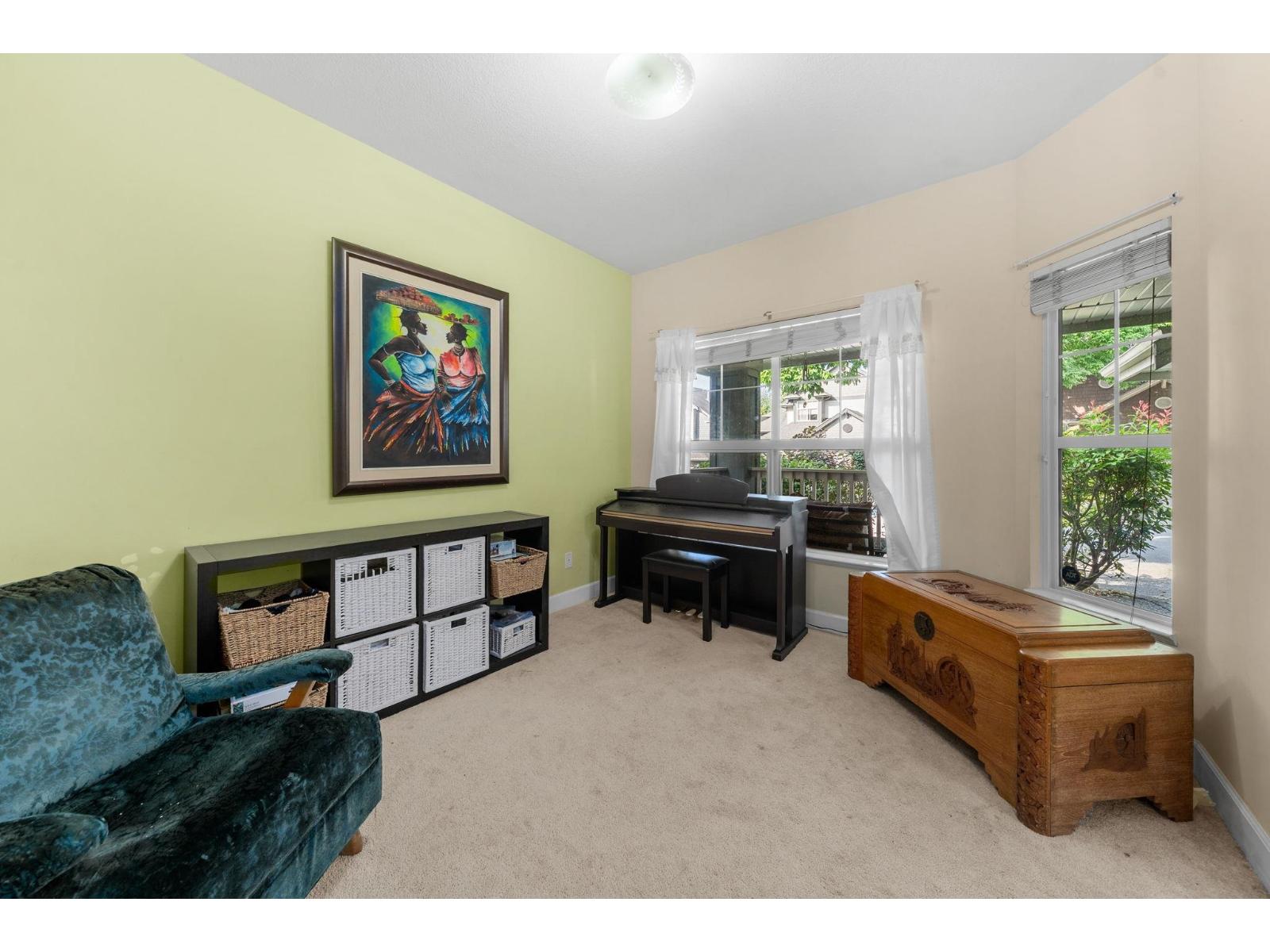 6942 198b Street, Langley, British Columbia  V2Y 3B4 - Photo 3 - R3057396