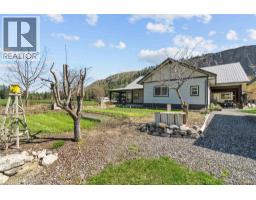 152 Salmon River Road
