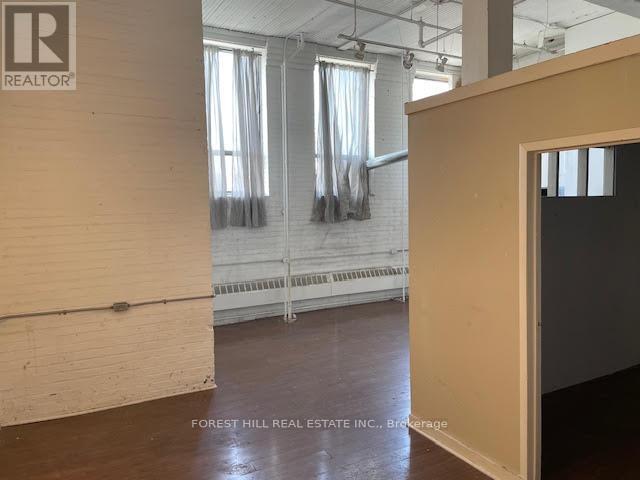 200 - 9 Davies Avenue, Toronto, Ontario  M4M 2A6 - Photo 2 - E12590246