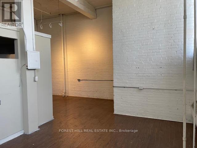 200 - 9 Davies Avenue, Toronto, Ontario  M4M 2A6 - Photo 4 - E12590246