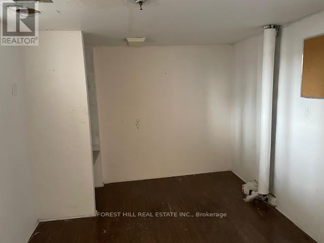 200 - 9 Davies Avenue, Toronto, Ontario  M4M 2A6 - Photo 5 - E12590246