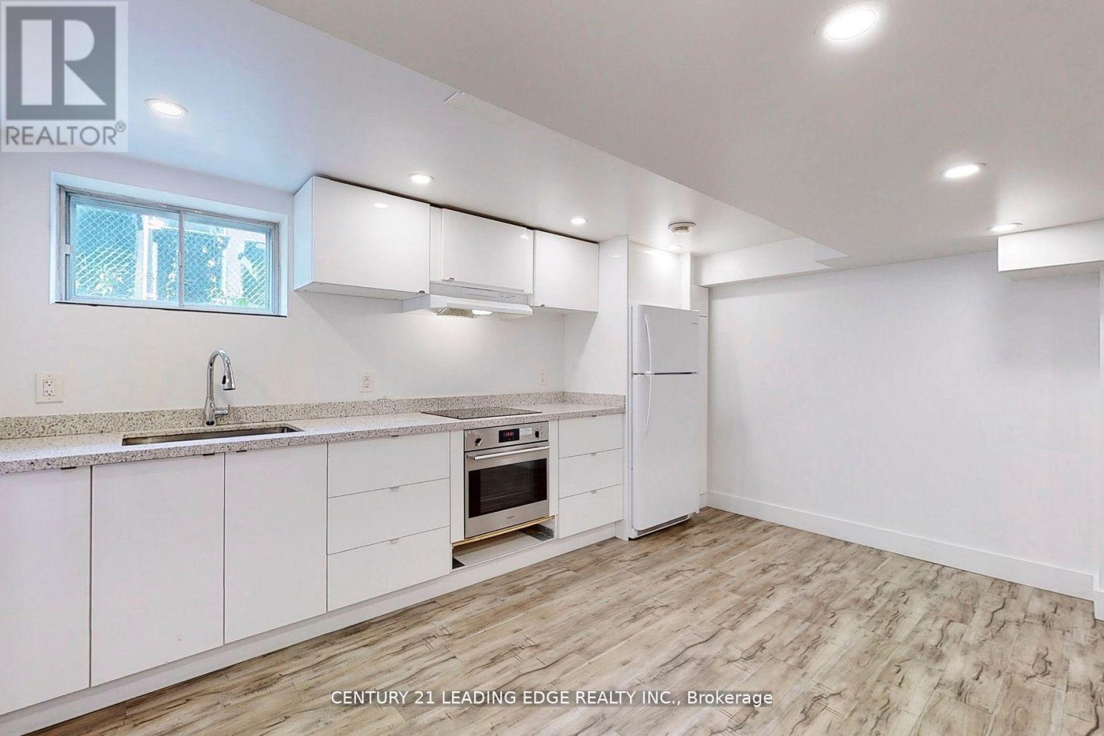 Bsmt - 70 Wexford Boulevard, Toronto, Ontario  M1R 1L3 - Photo 17 - E12590358