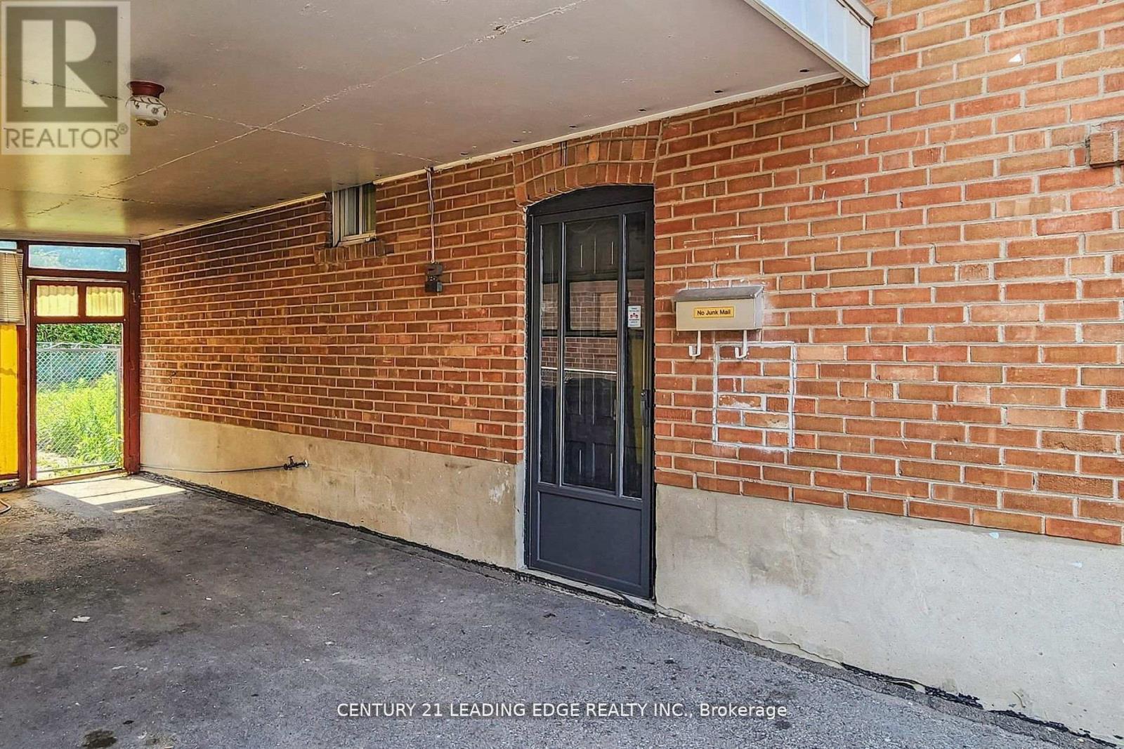 Bsmt - 70 Wexford Boulevard, Toronto, Ontario  M1R 1L3 - Photo 6 - E12590358