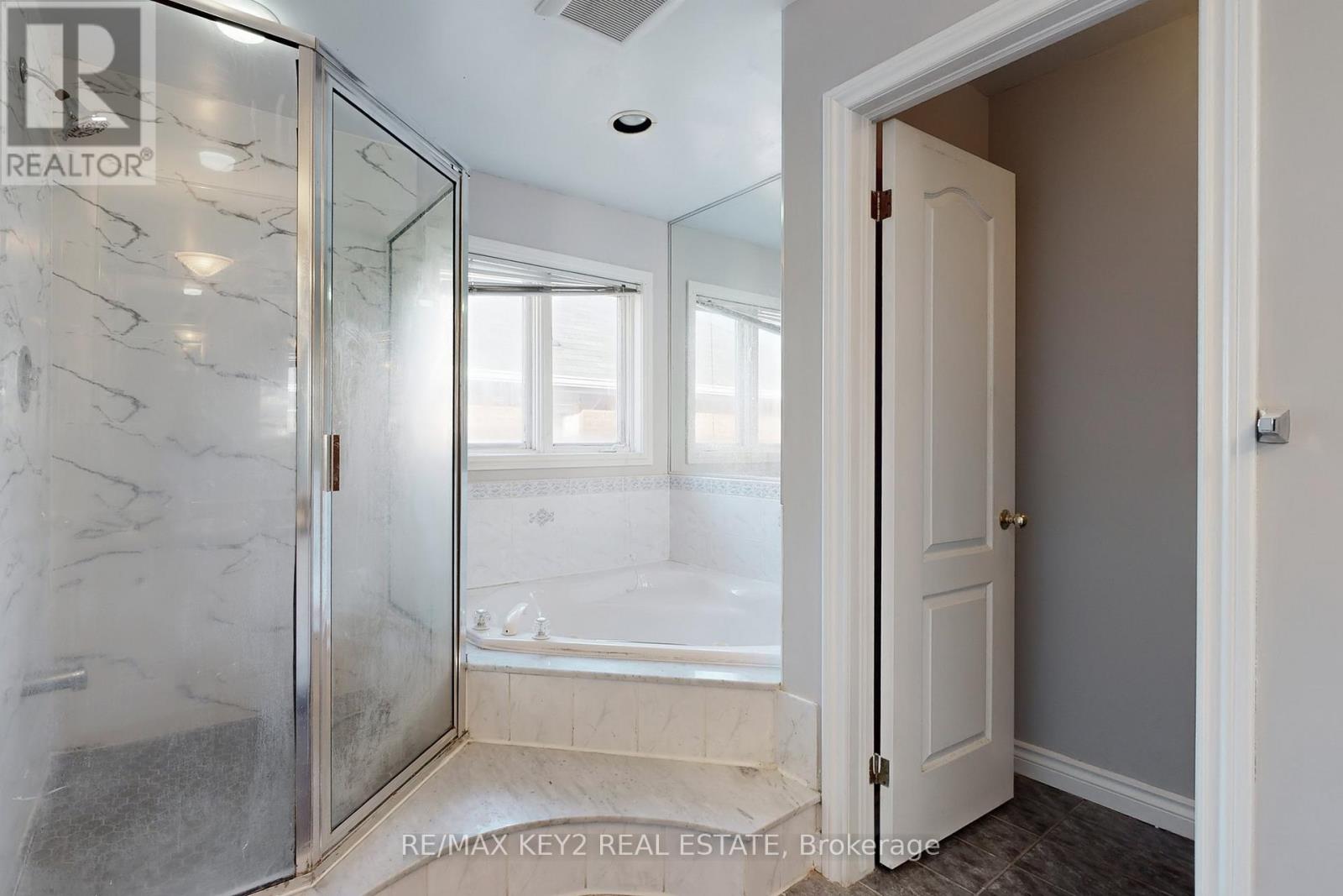 1822 Rosebank Road, Pickering, Ontario  L1V 1P6 - Photo 21 - E12590482