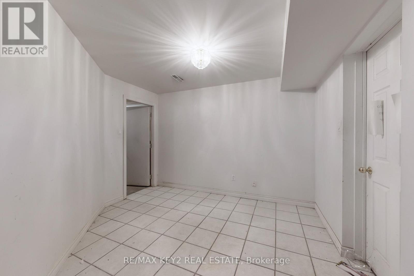 1822 Rosebank Road, Pickering, Ontario  L1V 1P6 - Photo 35 - E12590482