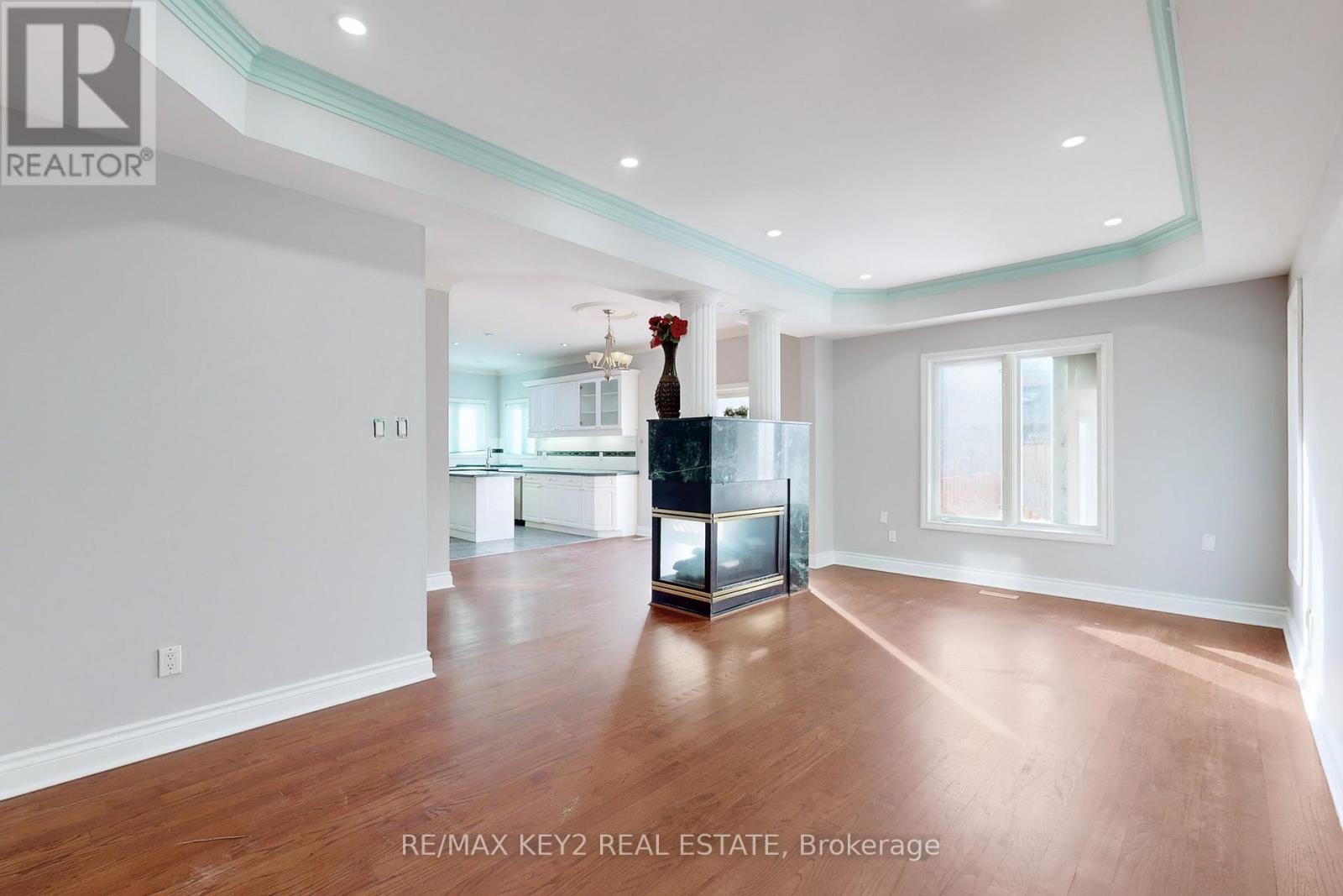 1822 Rosebank Road, Pickering, Ontario  L1V 1P6 - Photo 6 - E12590482