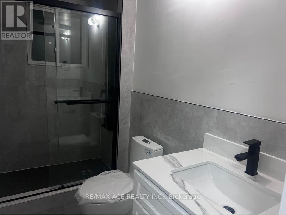 197 Greyabbey Trail, Toronto, Ontario  M1E 1W2 - Photo 11 - E12590528