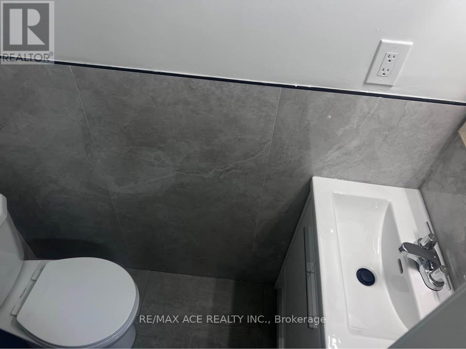 197 Greyabbey Trail, Toronto, Ontario  M1E 1W2 - Photo 6 - E12590528