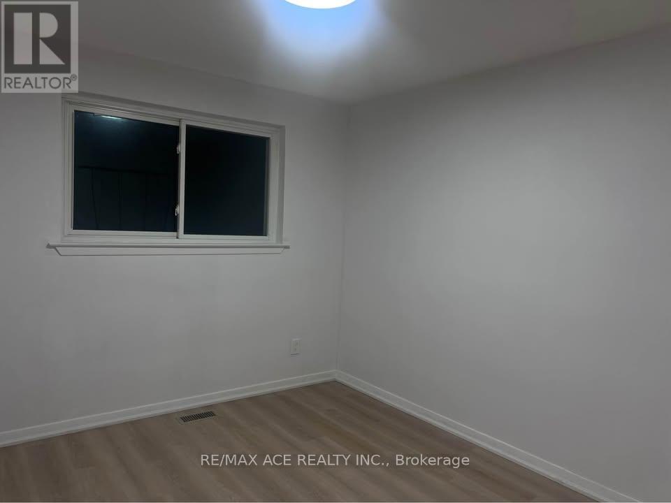 197 Greyabbey Trail, Toronto, Ontario  M1E 1W2 - Photo 8 - E12590528