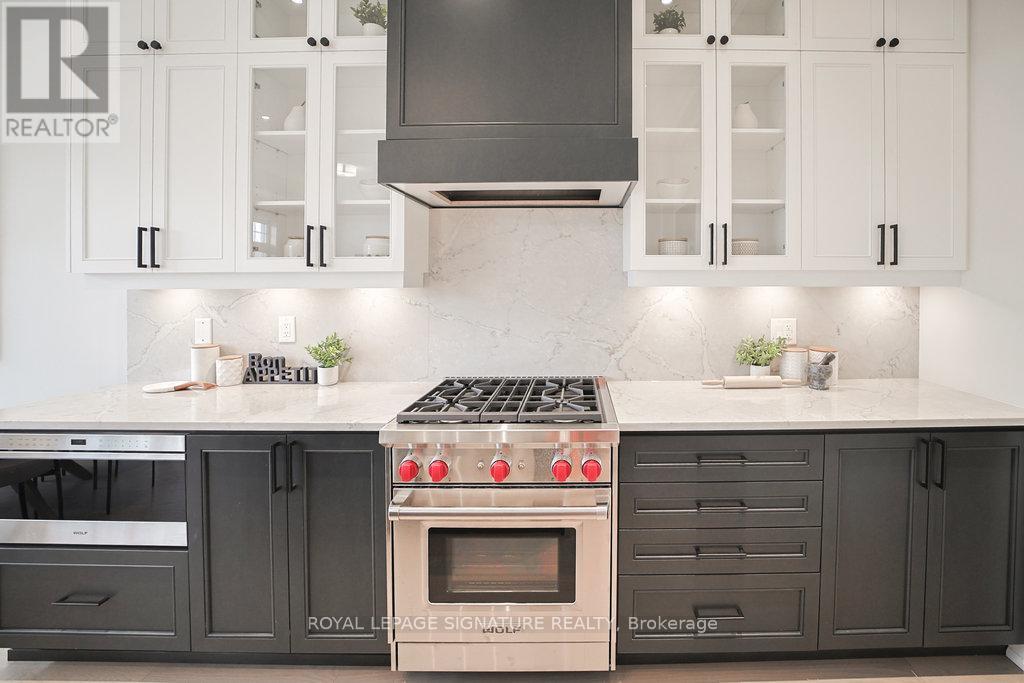 95 West Village Lane, Markham, Ontario  L6C 3L5 - Photo 11 - N12590270