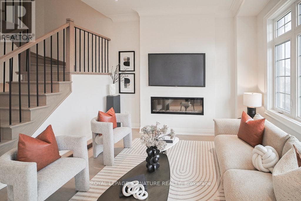 95 West Village Lane, Markham, Ontario  L6C 3L5 - Photo 18 - N12590270