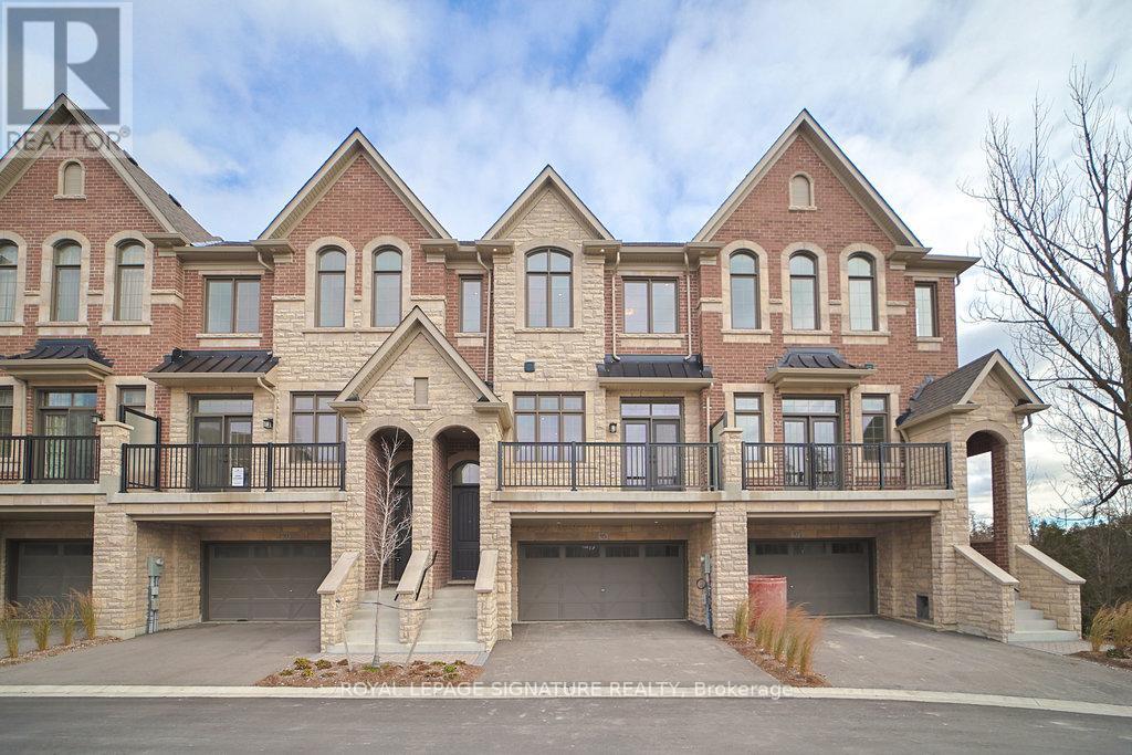 95 West Village Lane, Markham, Ontario  L6C 3L5 - Photo 5 - N12590270