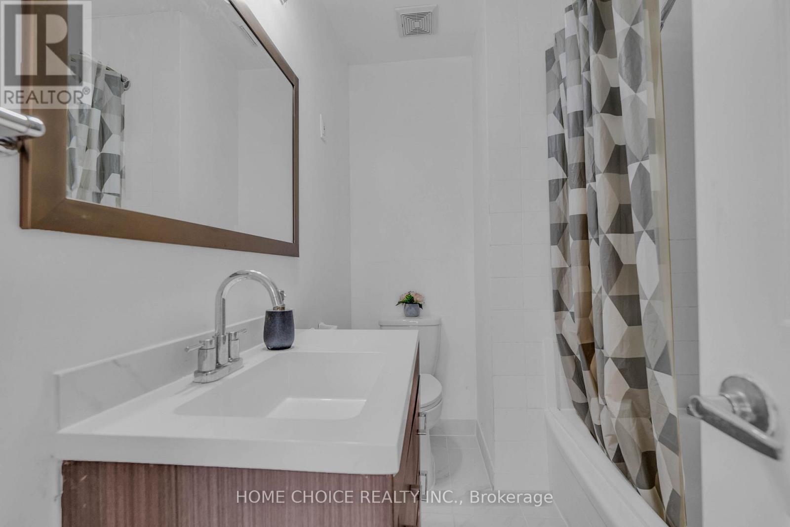 144 Fraser Street, Bradford West Gwillimbury, Ontario  L3Z 3Y8 - Photo 38 - N12590286