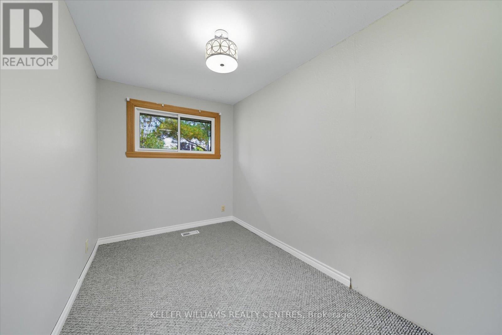 35 Regent Street, Georgina, Ontario  L0E 1N0 - Photo 26 - N12590342