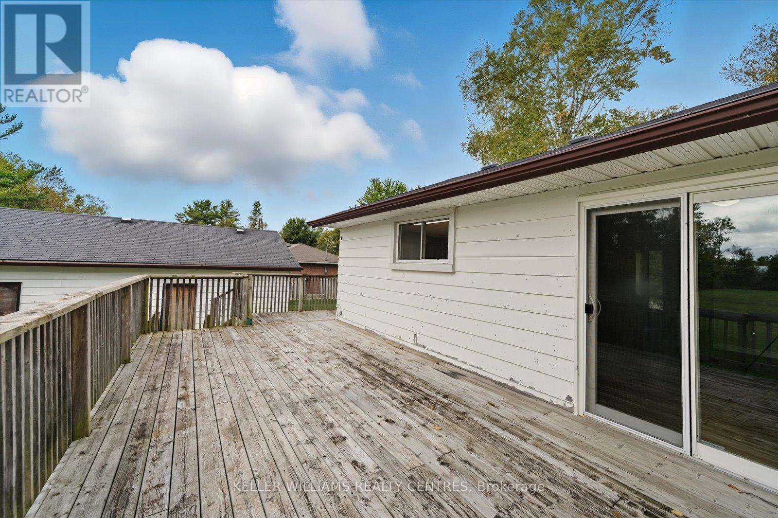 35 Regent Street, Georgina, Ontario  L0E 1N0 - Photo 34 - N12590342