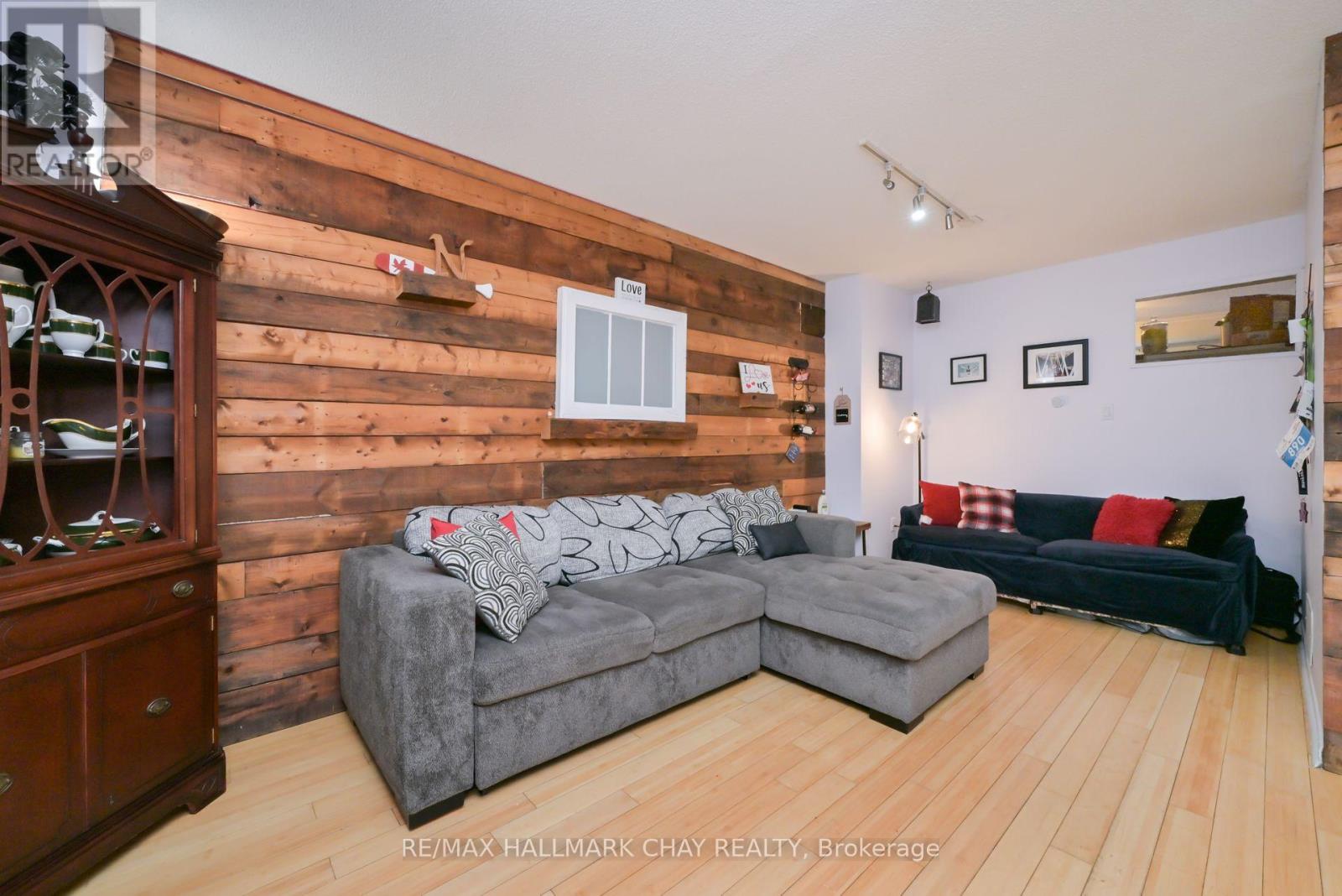 184 Heydon Avenue, New Tecumseth, Ontario  L0M 1A0 - Photo 10 - N12590396