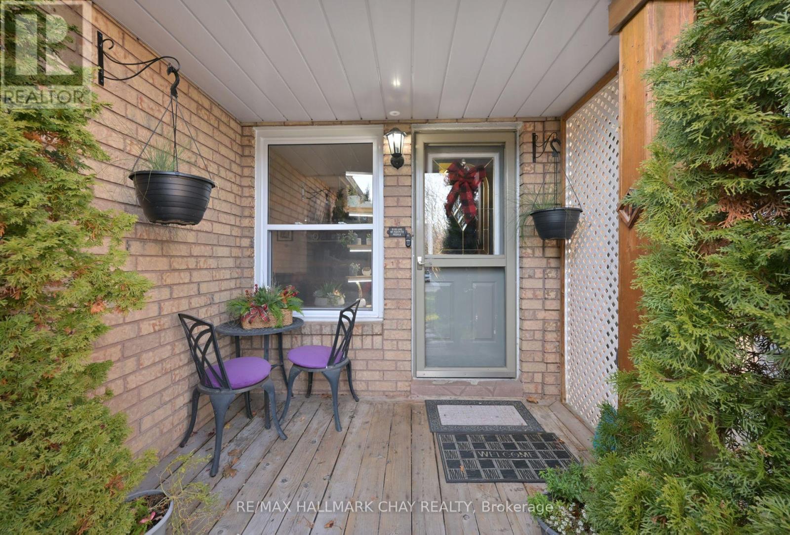 184 Heydon Avenue, New Tecumseth, Ontario  L0M 1A0 - Photo 3 - N12590396