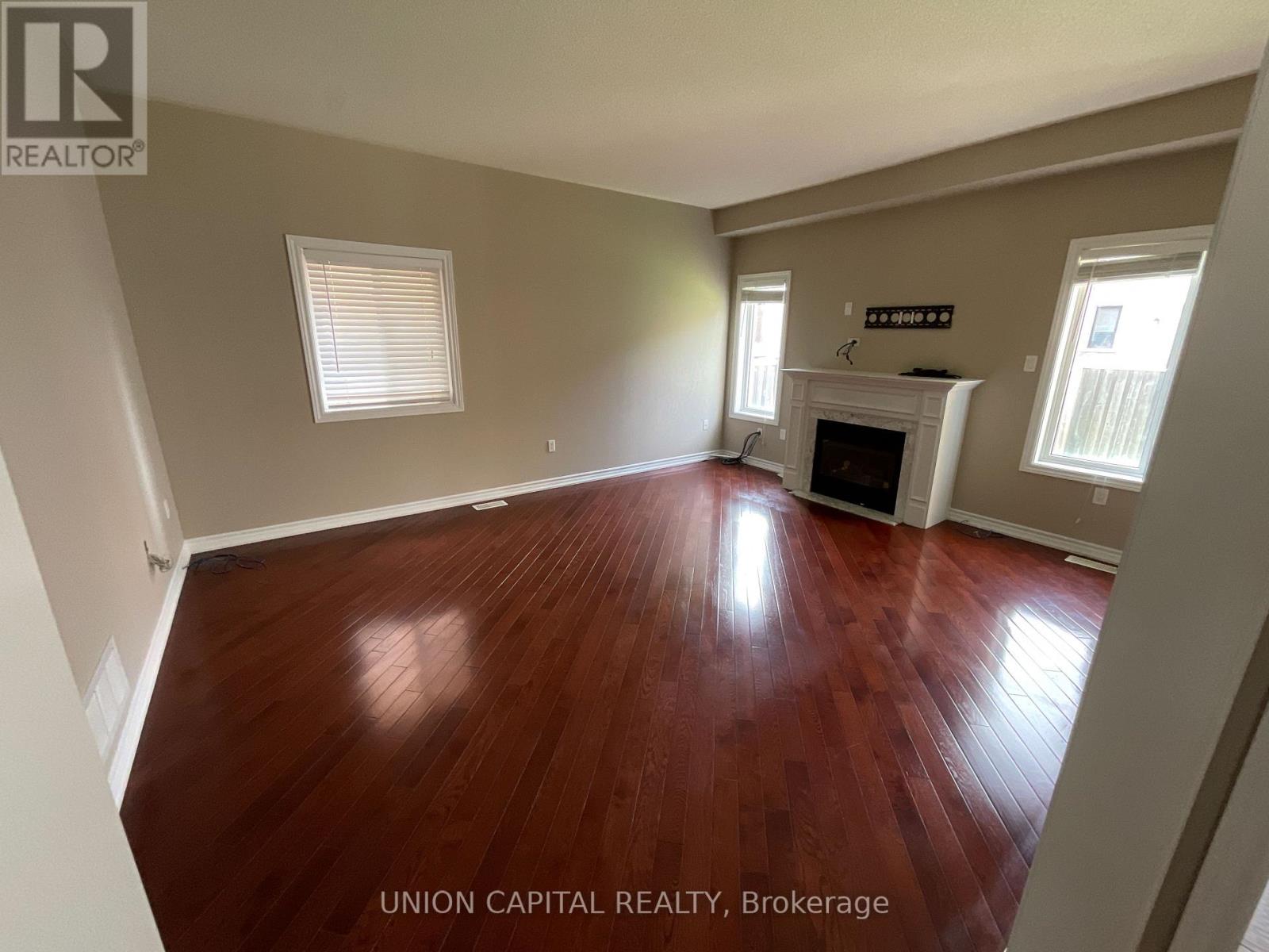 54 Kindy Street, Markham, Ontario  L6E 0E7 - Photo 8 - N12590420