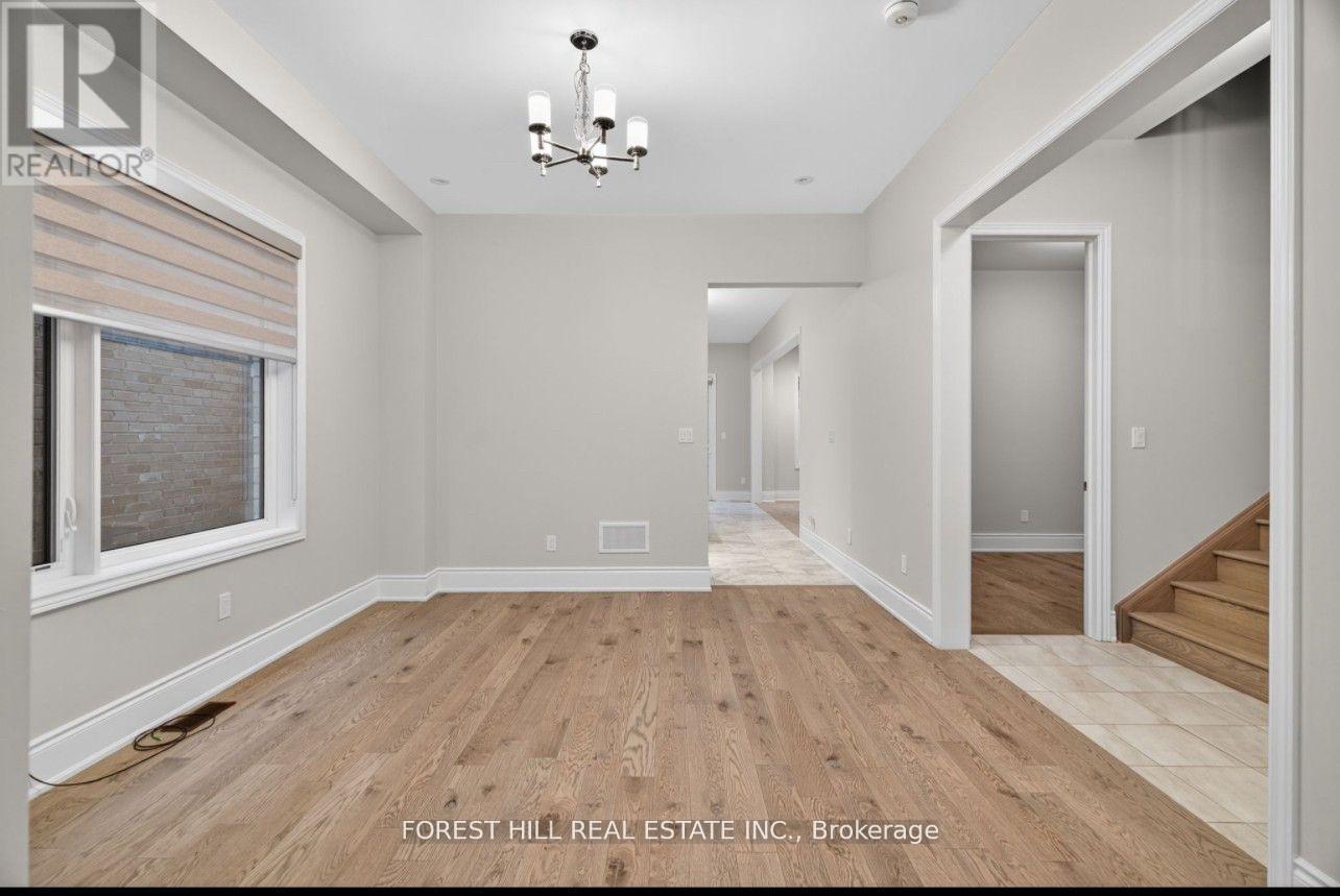 217 Sunset Vista Court, Aurora, Ontario  L4G 3Y1 - Photo 4 - N12590462